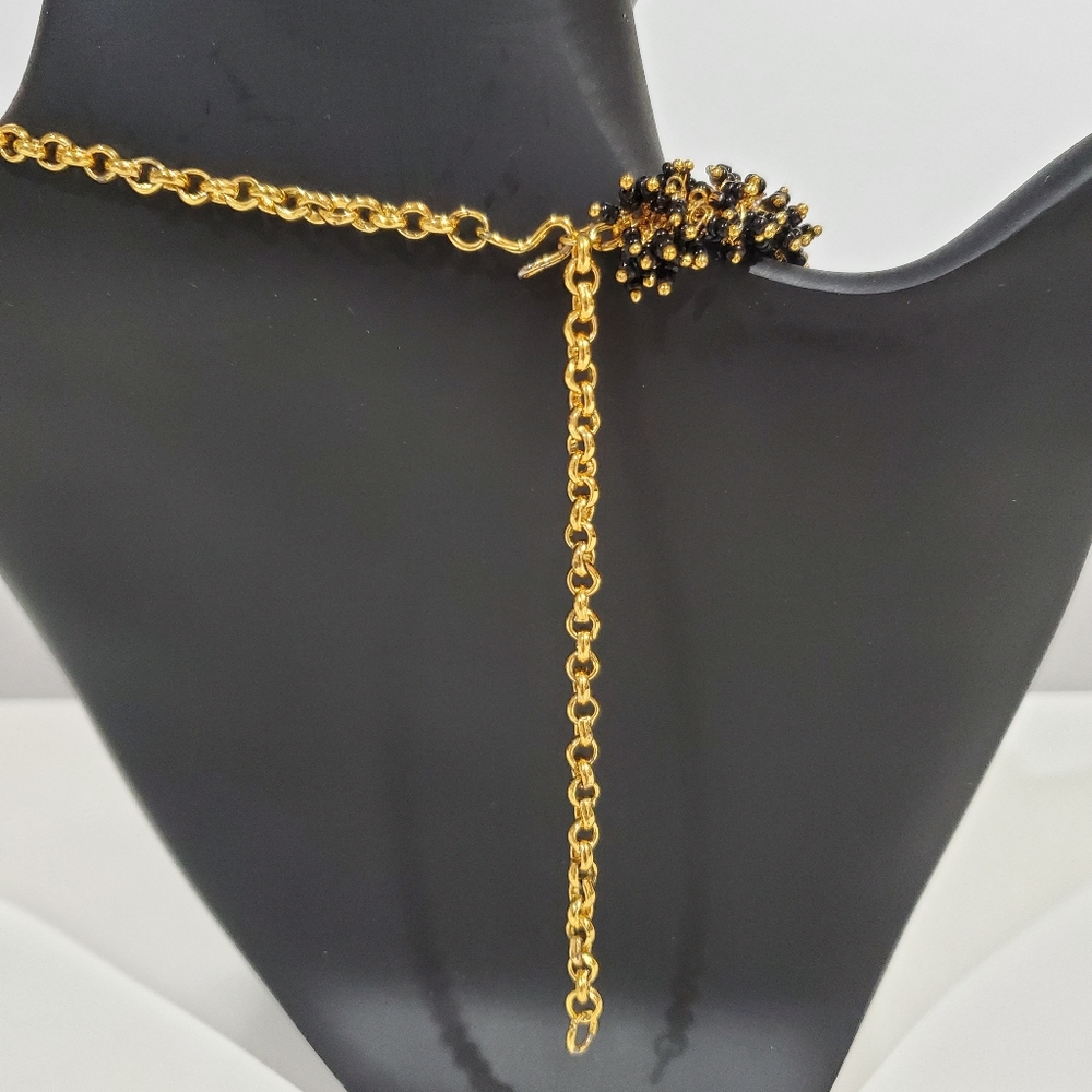 Gold Tone Necklace - Picture 4 of 5